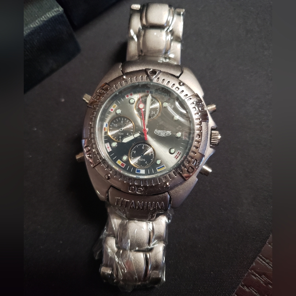 ❌SOLD❌Flightline Titanium Chronograph watch